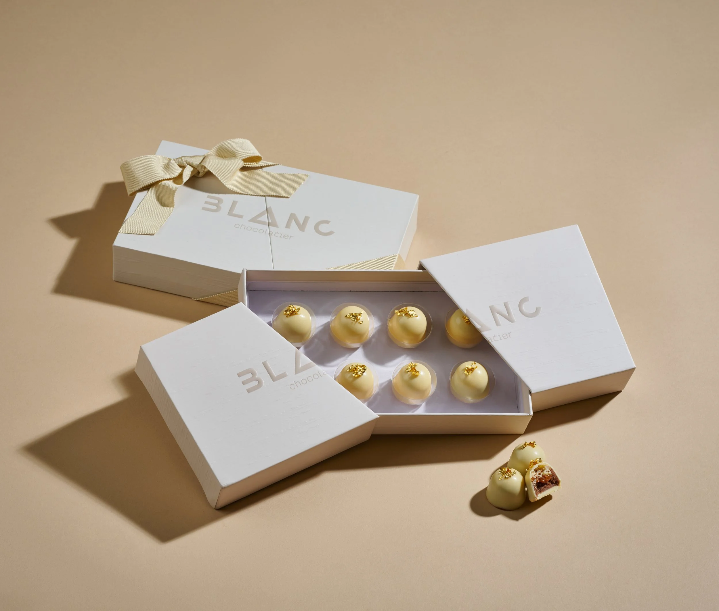Blanc Chocolate Truffles, 8 pc. — Blanc Chocolatier